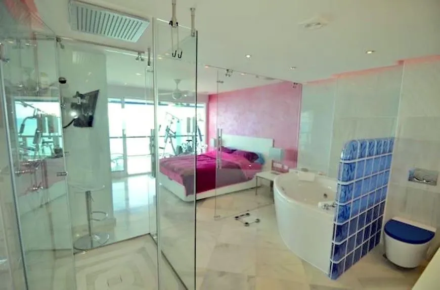 Malibu Beach Deluxe Wohnung Strandlage Benalmadena Apartment